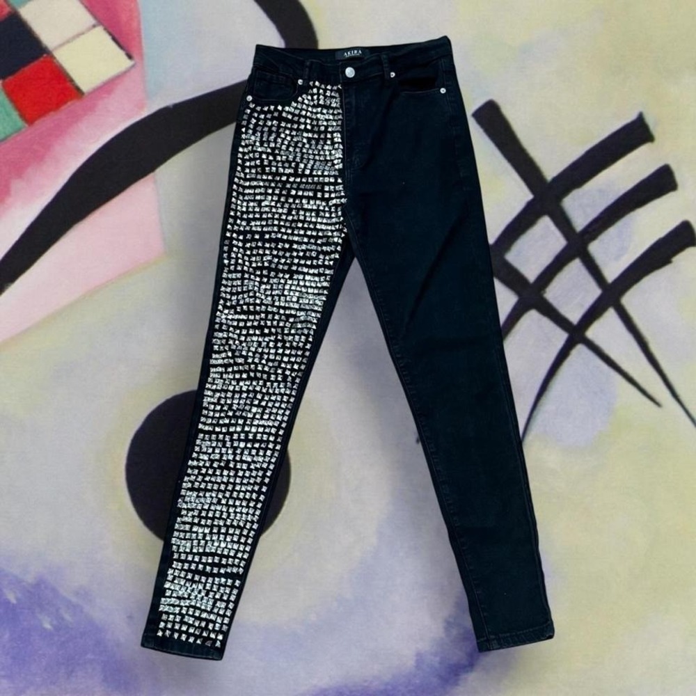 Akira Black Denim Studded Jeans Metal Biker Chic Goth Punk Jr Sz 7‎